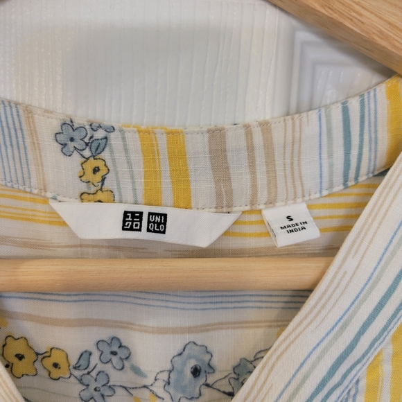 Yellow Blue Floral Stripes Uniqlo Tunic 100% Rayon, size S - Picture 3 of 8